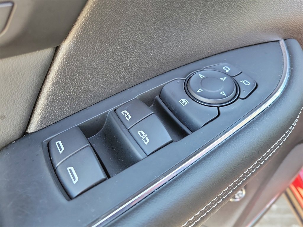 Used 2022 Buick Envision Avenir w/ Technology Package II image 20