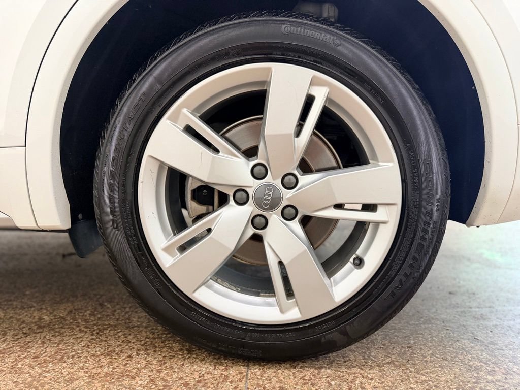 Used 2018 Audi Q5 2.0T Premium Plus w/ Premium Plus Package AWD/4WD image 27
