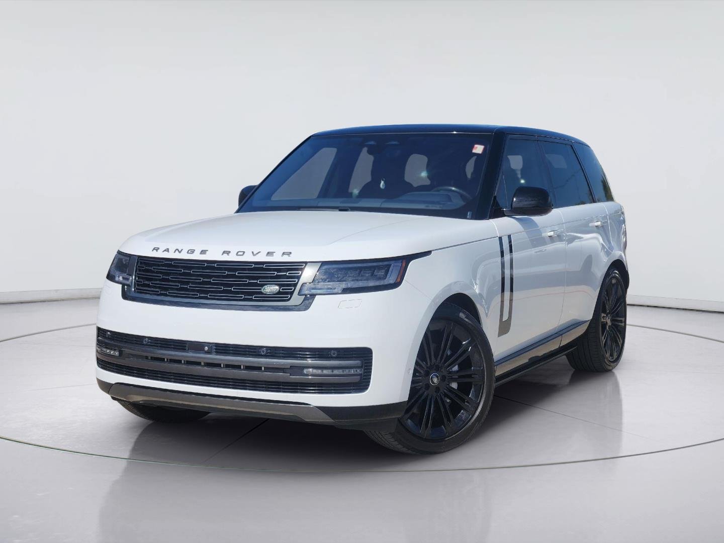Used 2023 Land Rover Range Rover SE