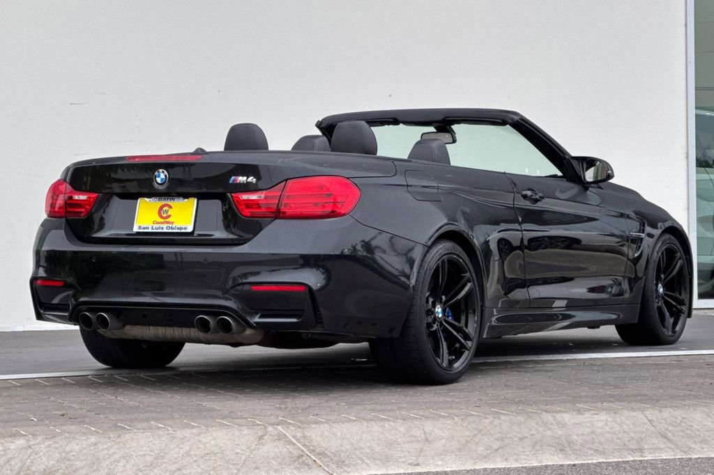 Used 2016 BMW M4 Convertible image 3