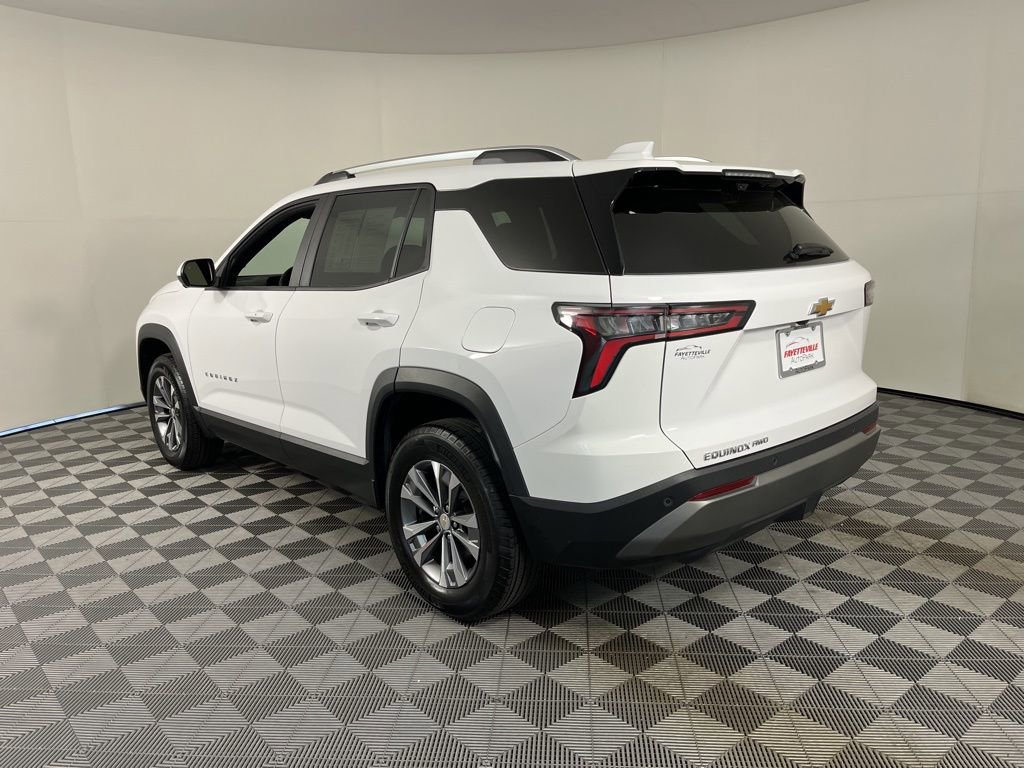 Certified 2025 Chevrolet Equinox LT w/ Convenience Package II image 12