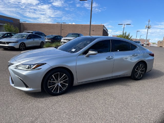 Used 2025 Lexus ES 350 w/ Premium Package