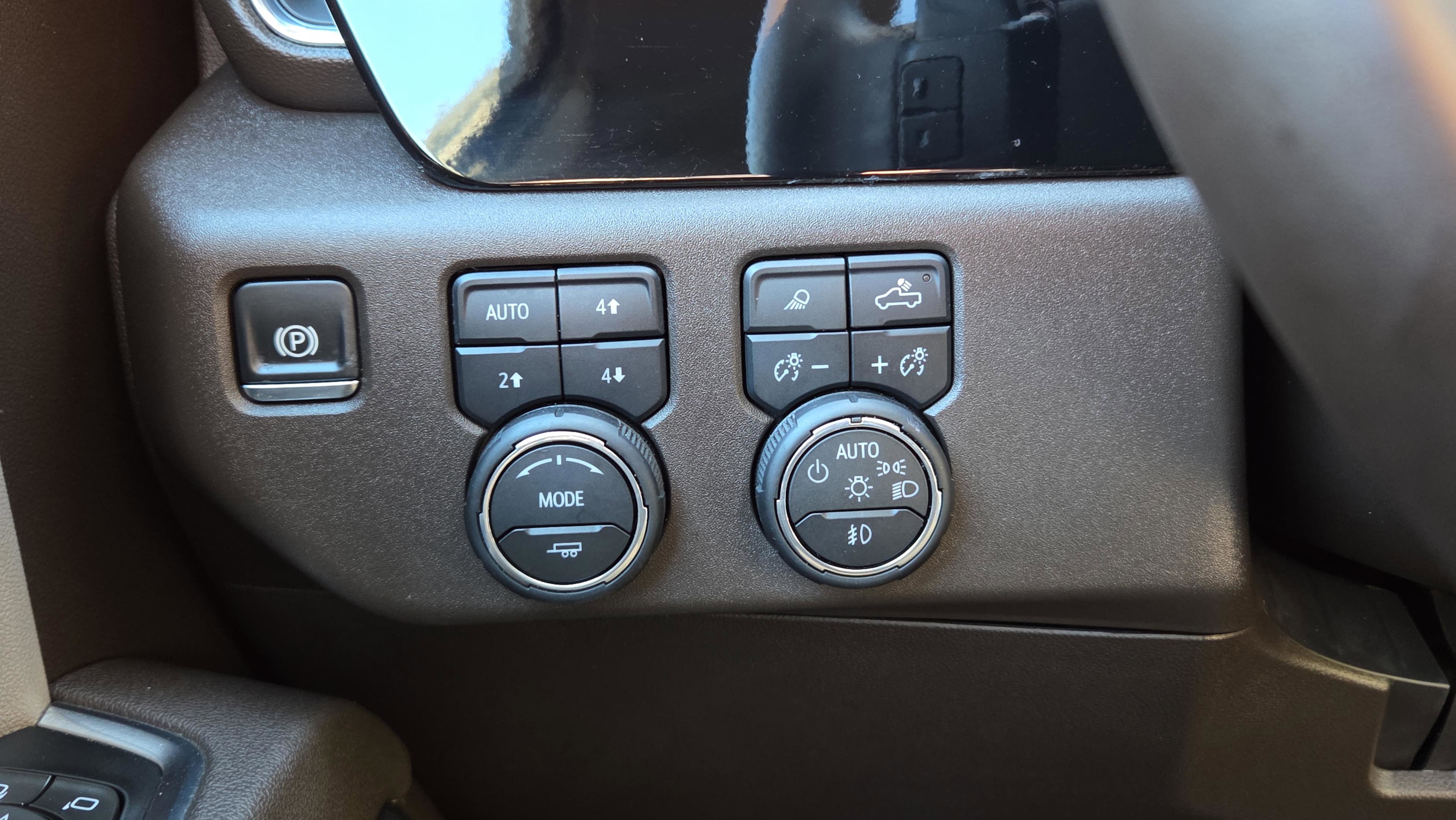 Used 2026 Chevrolet Silverado 1500 LT Trail Boss w/ Safety Package image 27