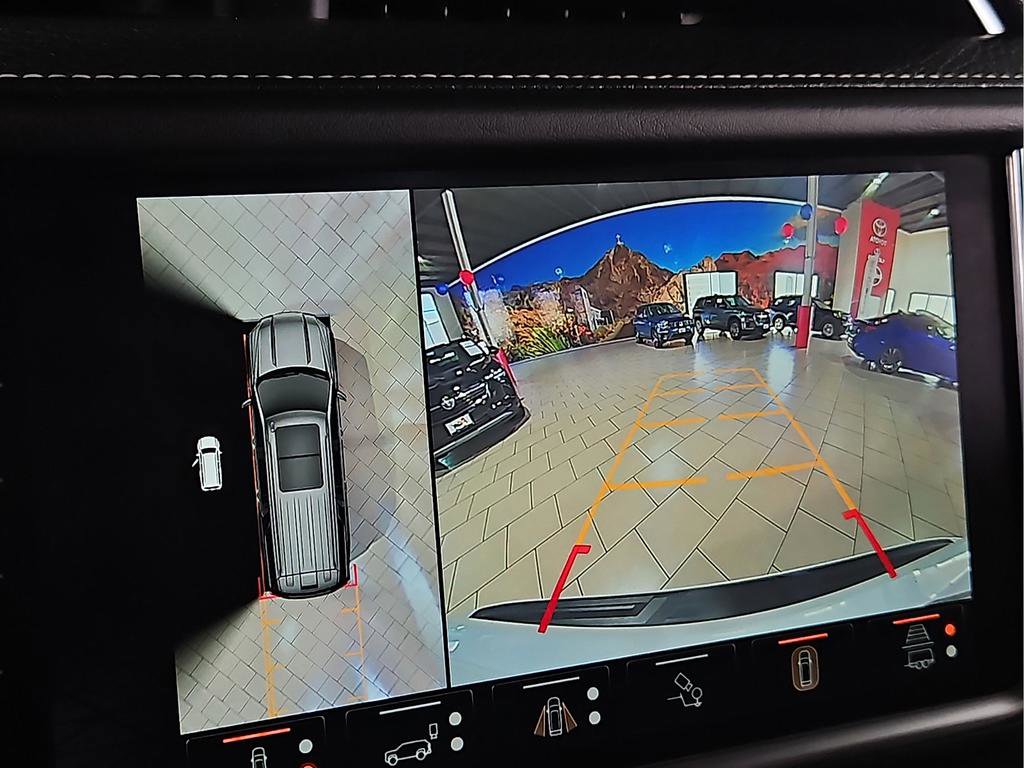 Used 2024 GMC Yukon Denali Ultimate image 23