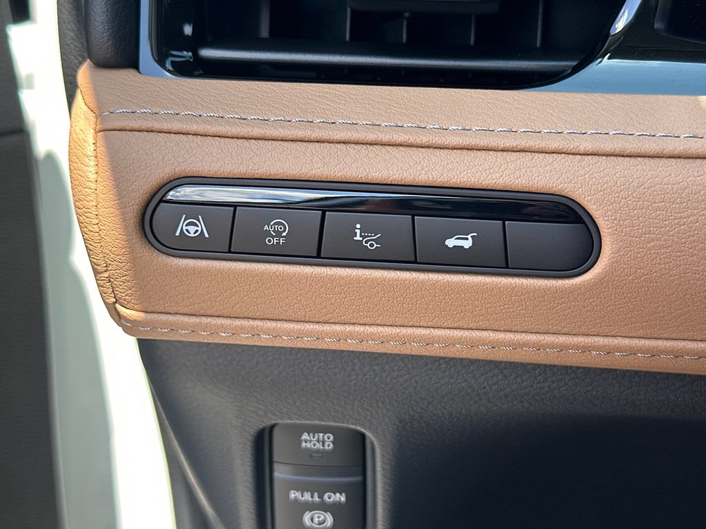 New 2027 INFINITI QX80 Luxe w/ Cargo Package RWD image 30