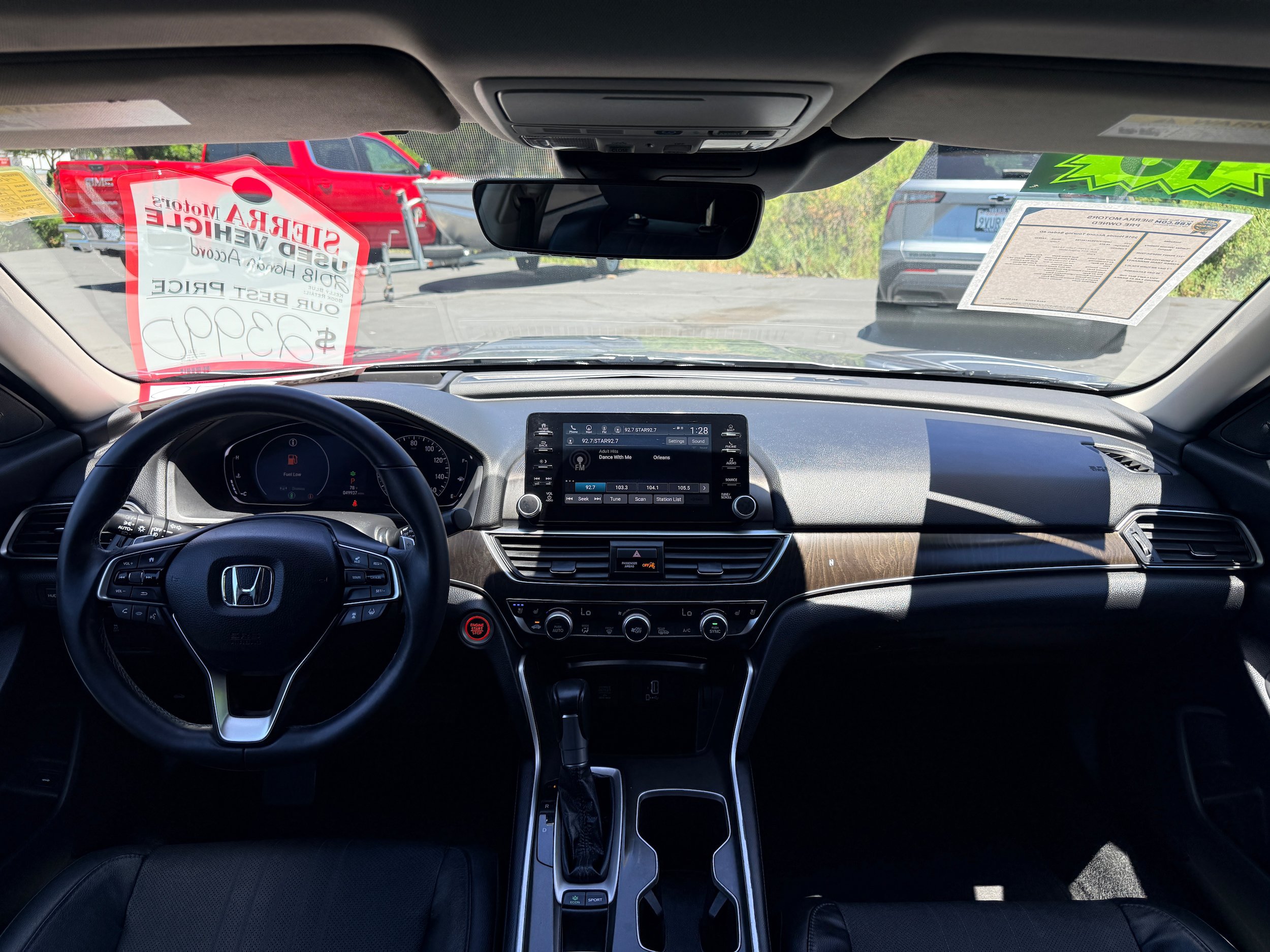 Used 2018 Honda Accord Touring image 18