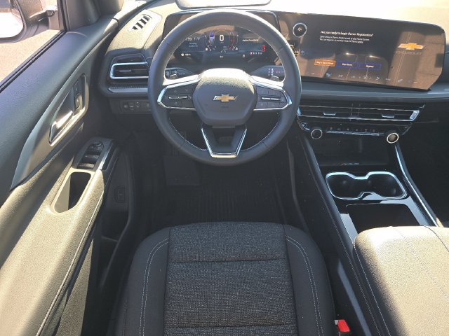New 2027 Chevrolet Traverse LT w/ Driver Confidence Package FWD image 23