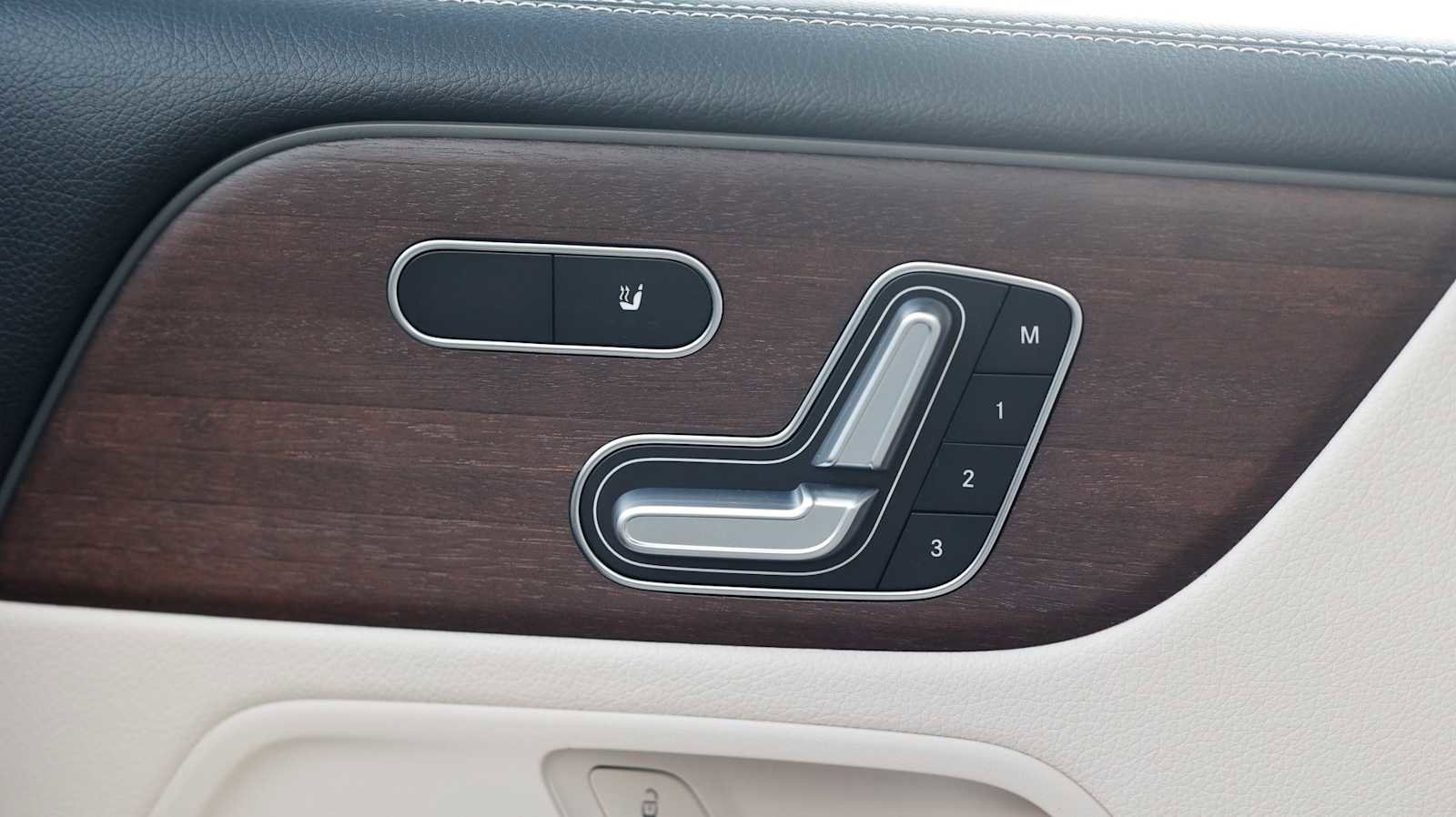 Certified 2023 Mercedes-Benz GLB 250 4MATIC image 40