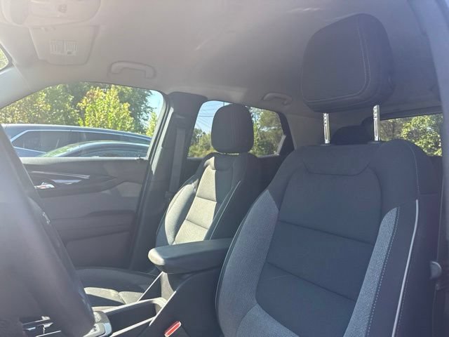 Used 2025 Chevrolet TrailBlazer LT FWD image 14