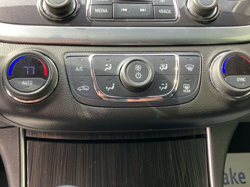 Used 2019 Chevrolet Impala LT image 19