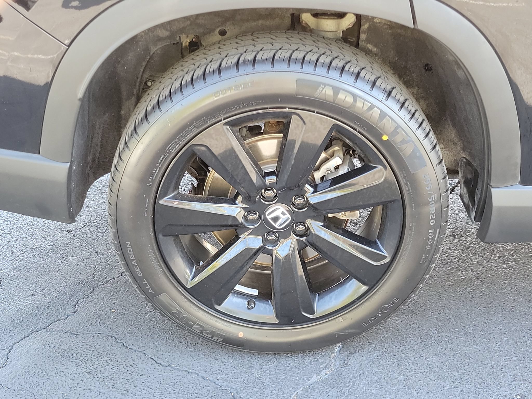 Used 2025 Honda Pilot Black Edition image 32