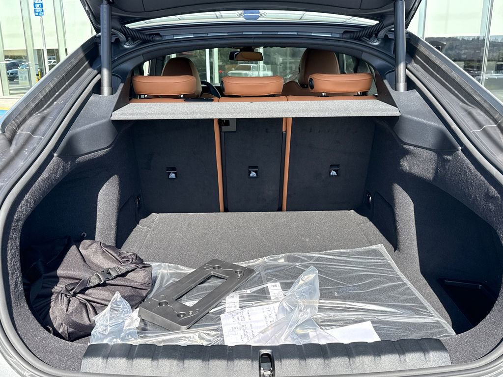 New 2026 BMW i4 eDrive40 w/ Premium Package image 11