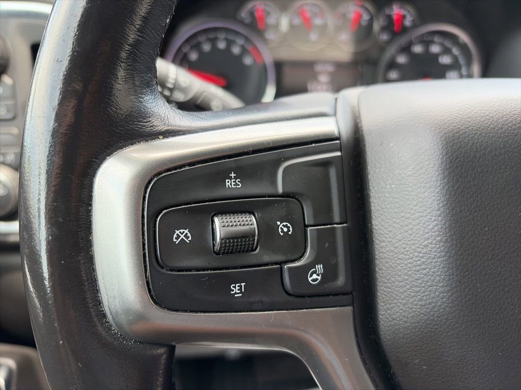 Used 2021 Chevrolet Silverado 1500 LT AWD/4WD image 22