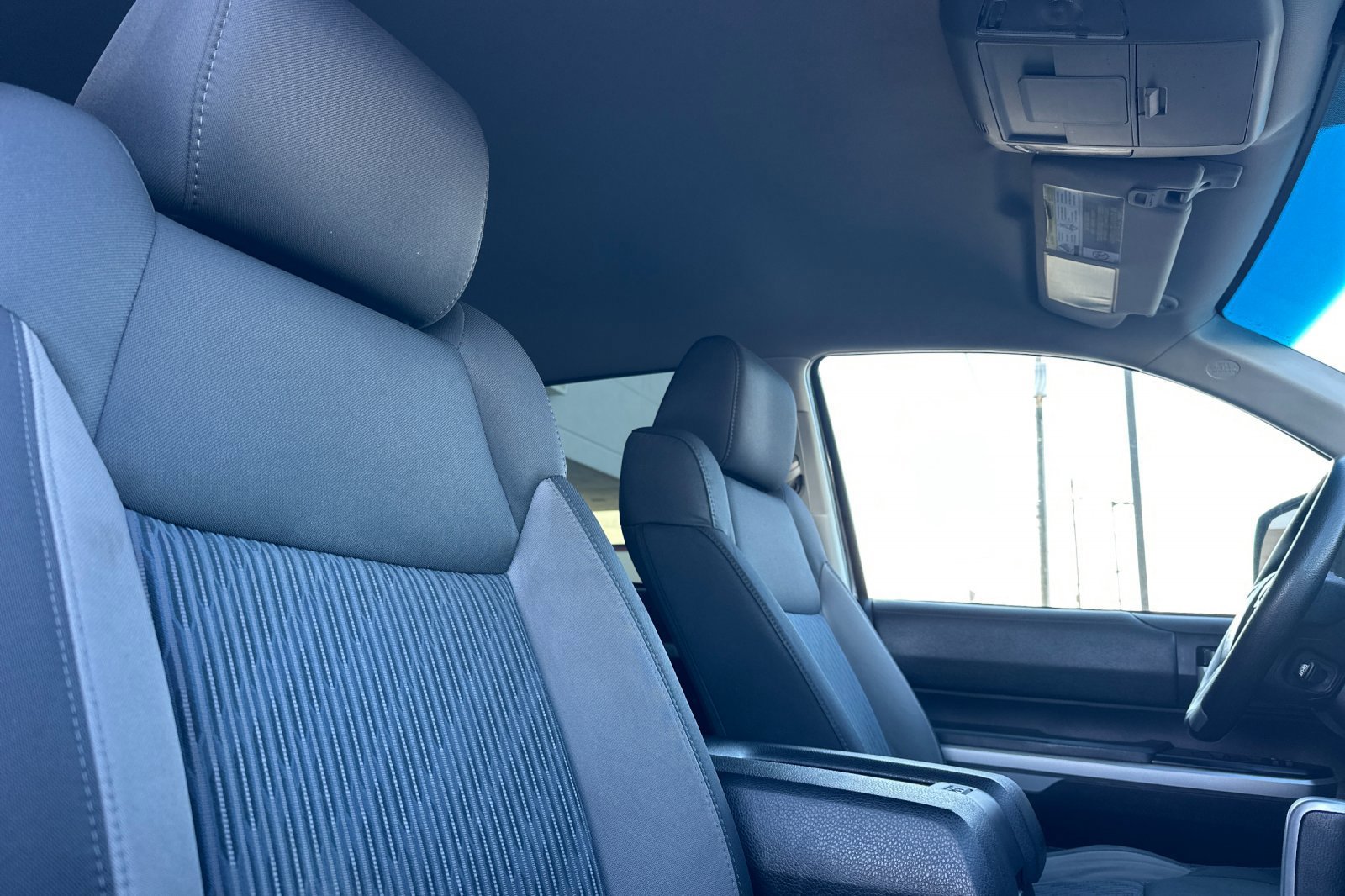 Used 2016 Toyota Tundra SR5 w/ SR5 Upgrade Package image 16