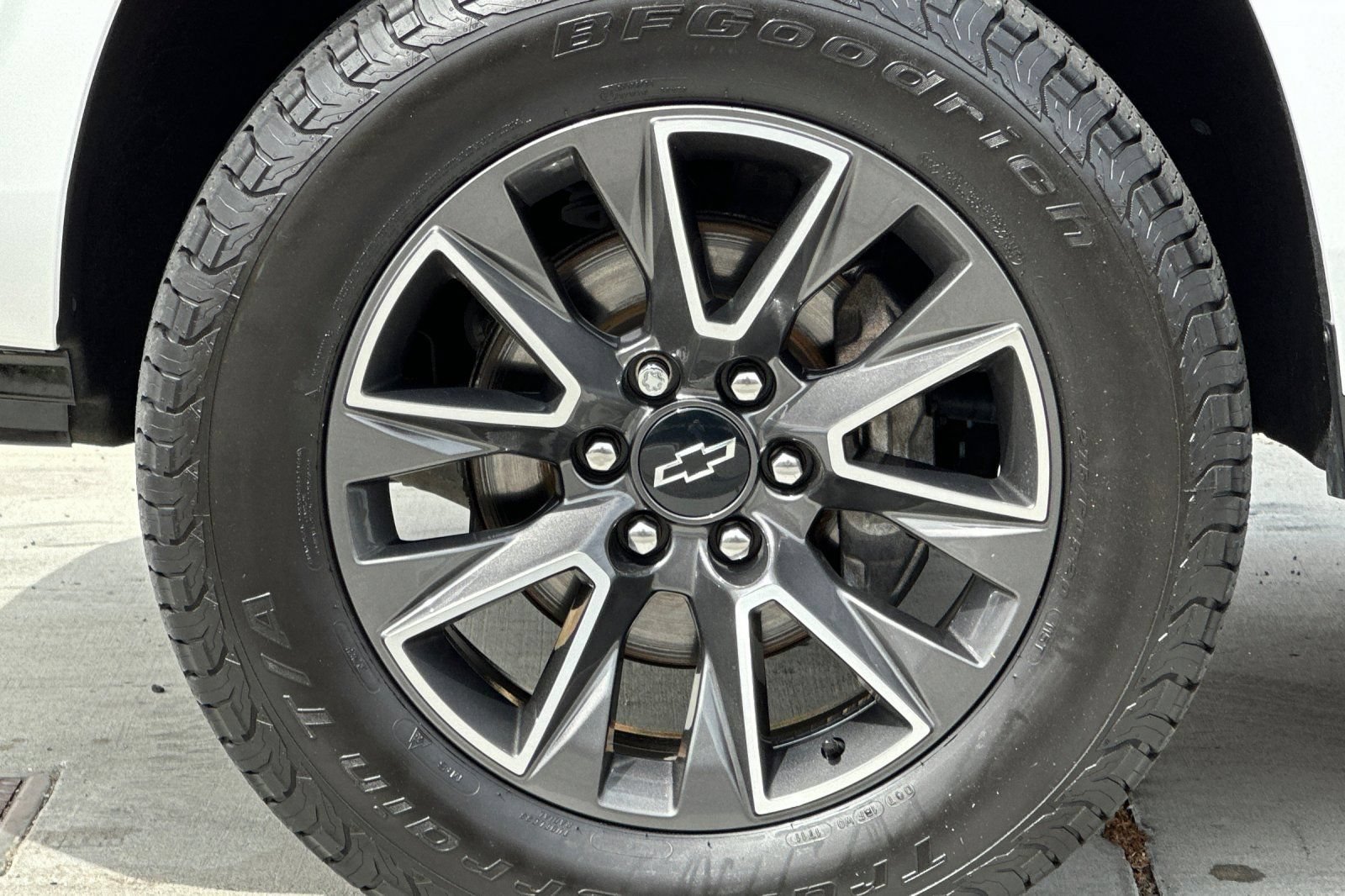 Used 2021 Chevrolet Tahoe Z71 AWD/4WD image 27