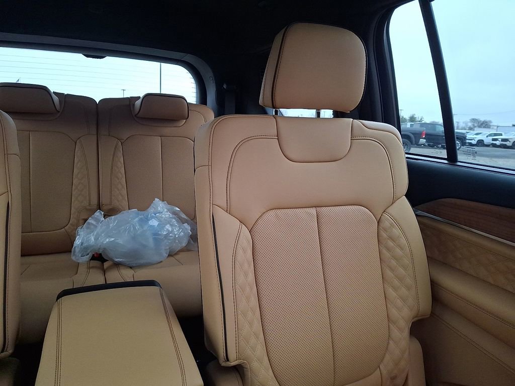 New 2026 Jeep Grand Cherokee L Summit image 15