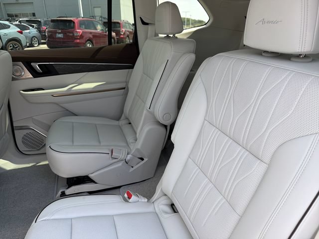 New 2026 Buick Enclave Avenir w/ Super Cruise Package AWD/4WD image 19