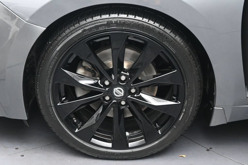 Used 2020 Nissan Maxima SR w/ Illumination Package FWD image 39