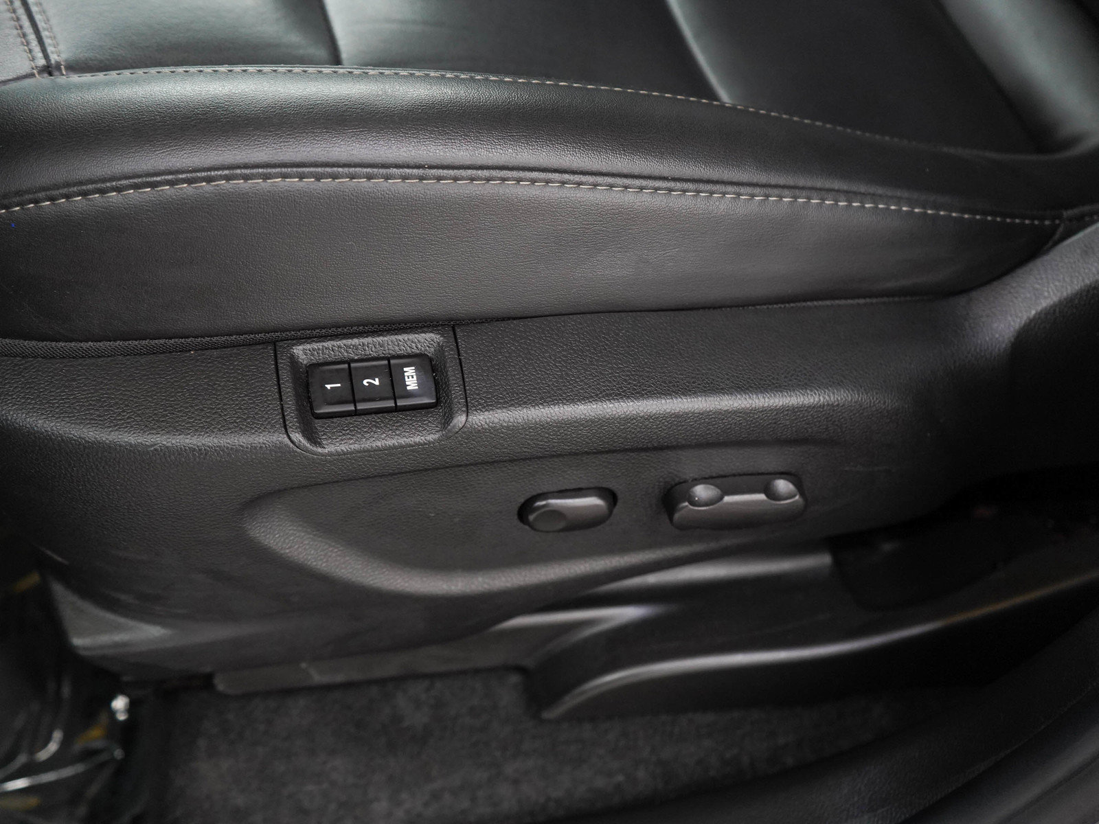 Used 2016 Buick Encore Leather w/ Experience Buick Package AWD/4WD image 26