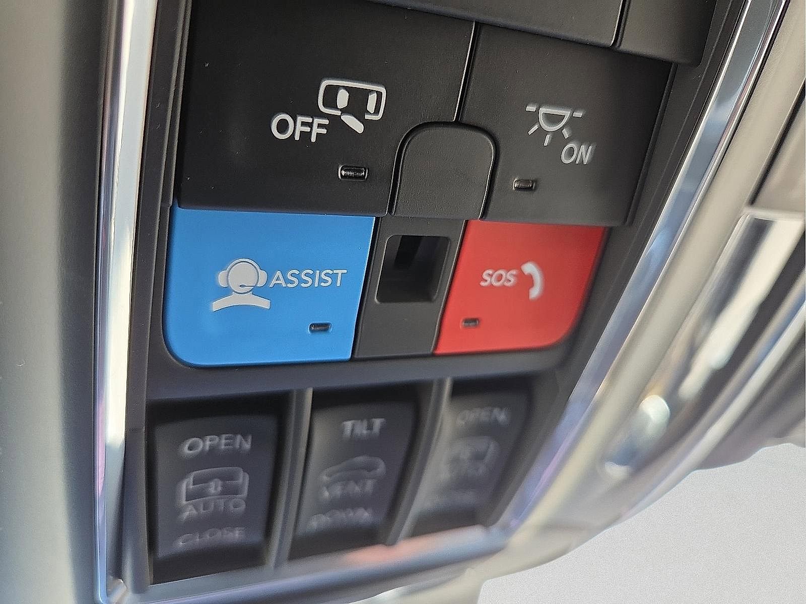 Used 2025 Jeep Grand Cherokee L Limited w/ Trailer Tow Package image 21