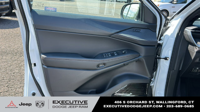 New 2026 Jeep Cherokee Overland AWD/4WD image 9