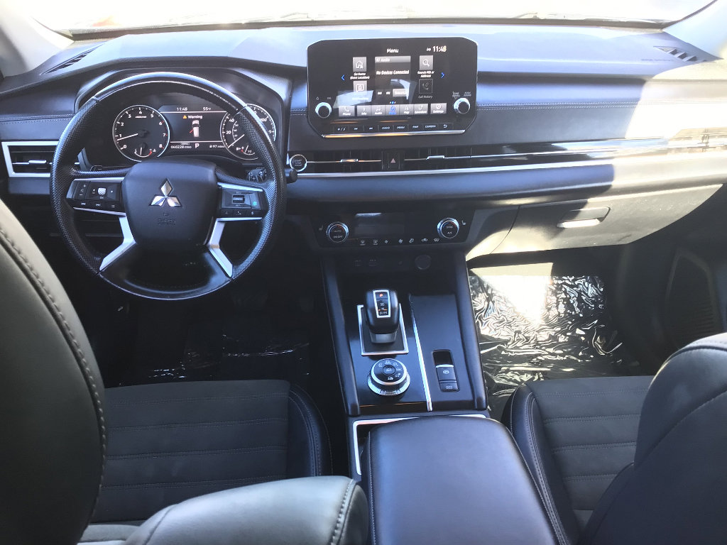 Used 2024 Mitsubishi Outlander Ralliart image 15