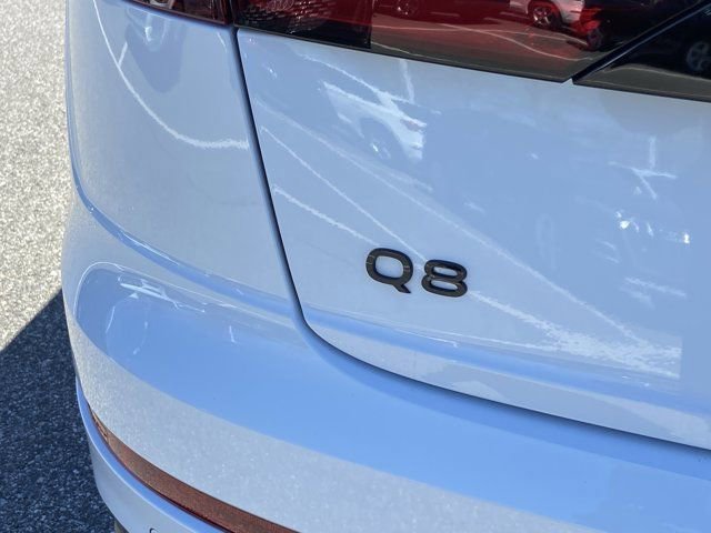 Used 2025 Audi Q8 Premium Plus w/ Premium Plus Package image 34