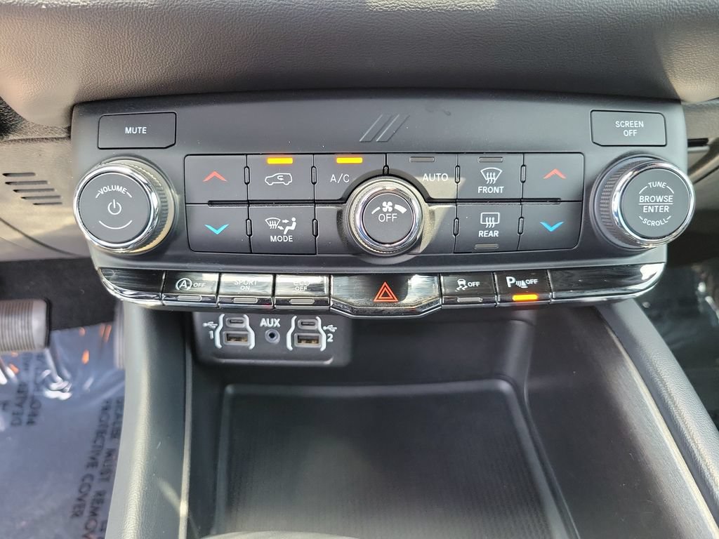 Used 2023 Dodge Durango SXT Launch Edition RWD image 28