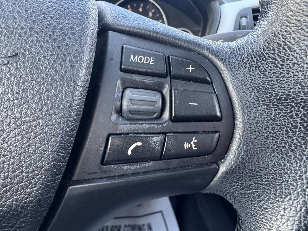 Used 2014 BMW 320i xDrive Sedan image 19