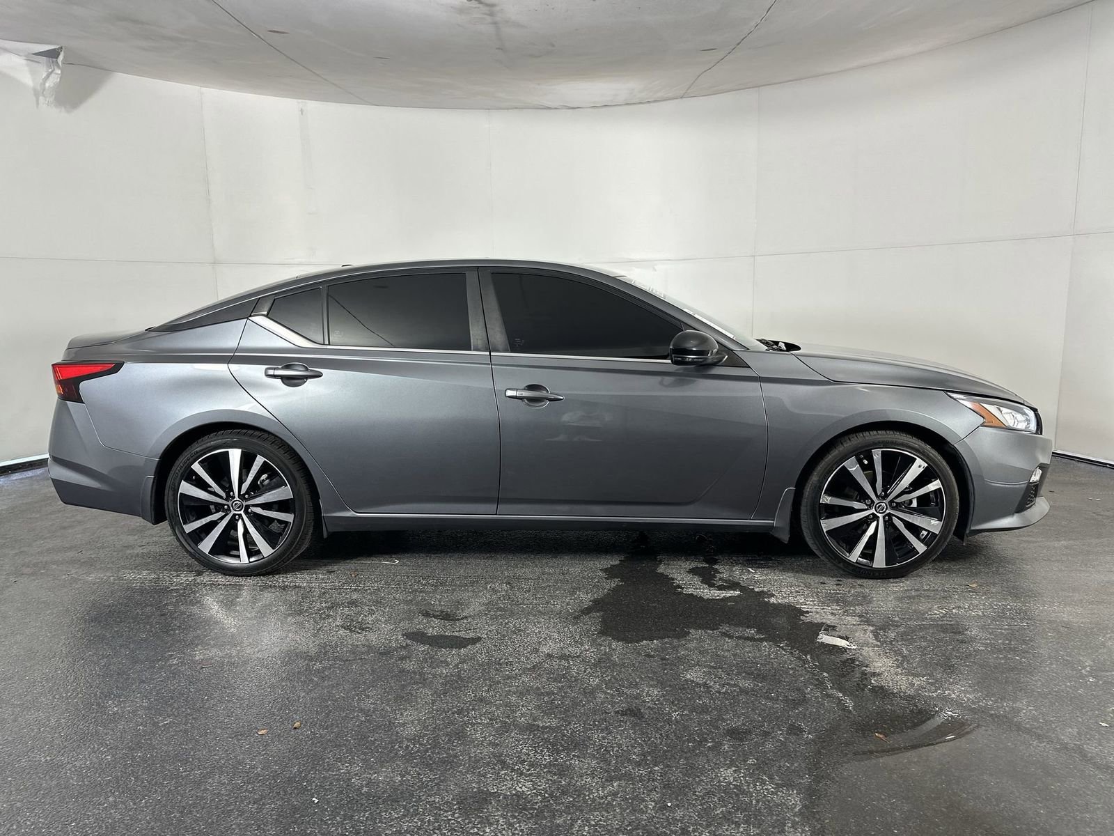 Used 2021 Nissan Altima 2.0 SR image 9
