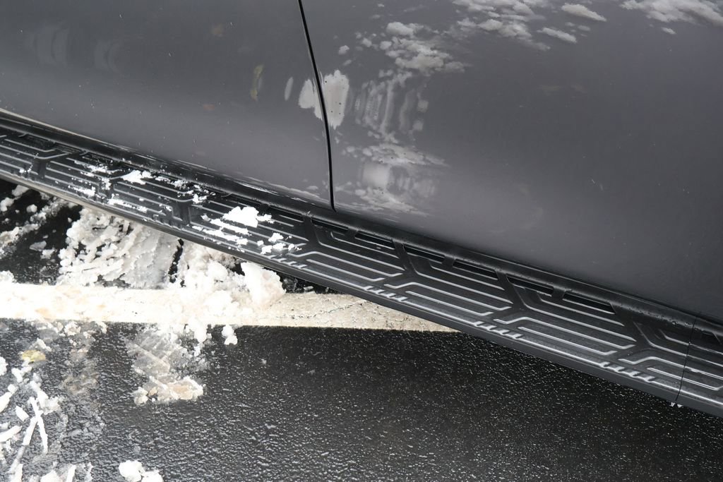 Used 2024 INFINITI QX80 Luxe image 13