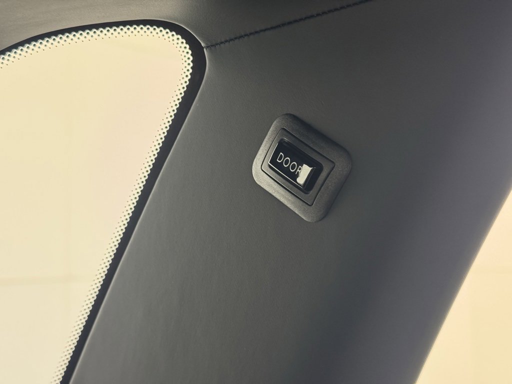 Certified 2021 Rolls-Royce Ghost image 28