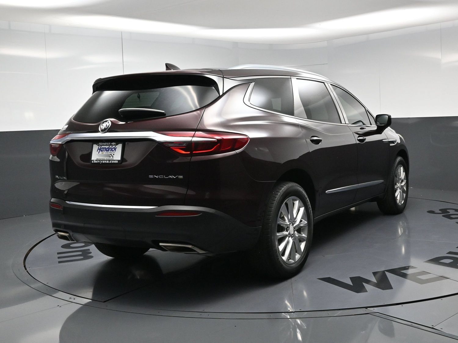 Used 2018 Buick Enclave Premium w/ Experience Buick Package FWD image 9