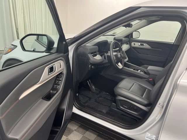New 2026 Ford Explorer Active w/ Active Comfort Package AWD/4WD image 12