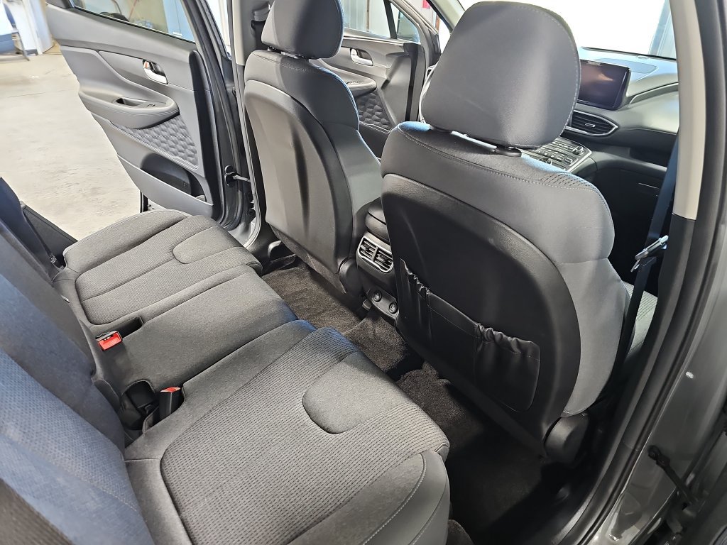 Used 2023 Hyundai Santa Fe SEL AWD/4WD image 11