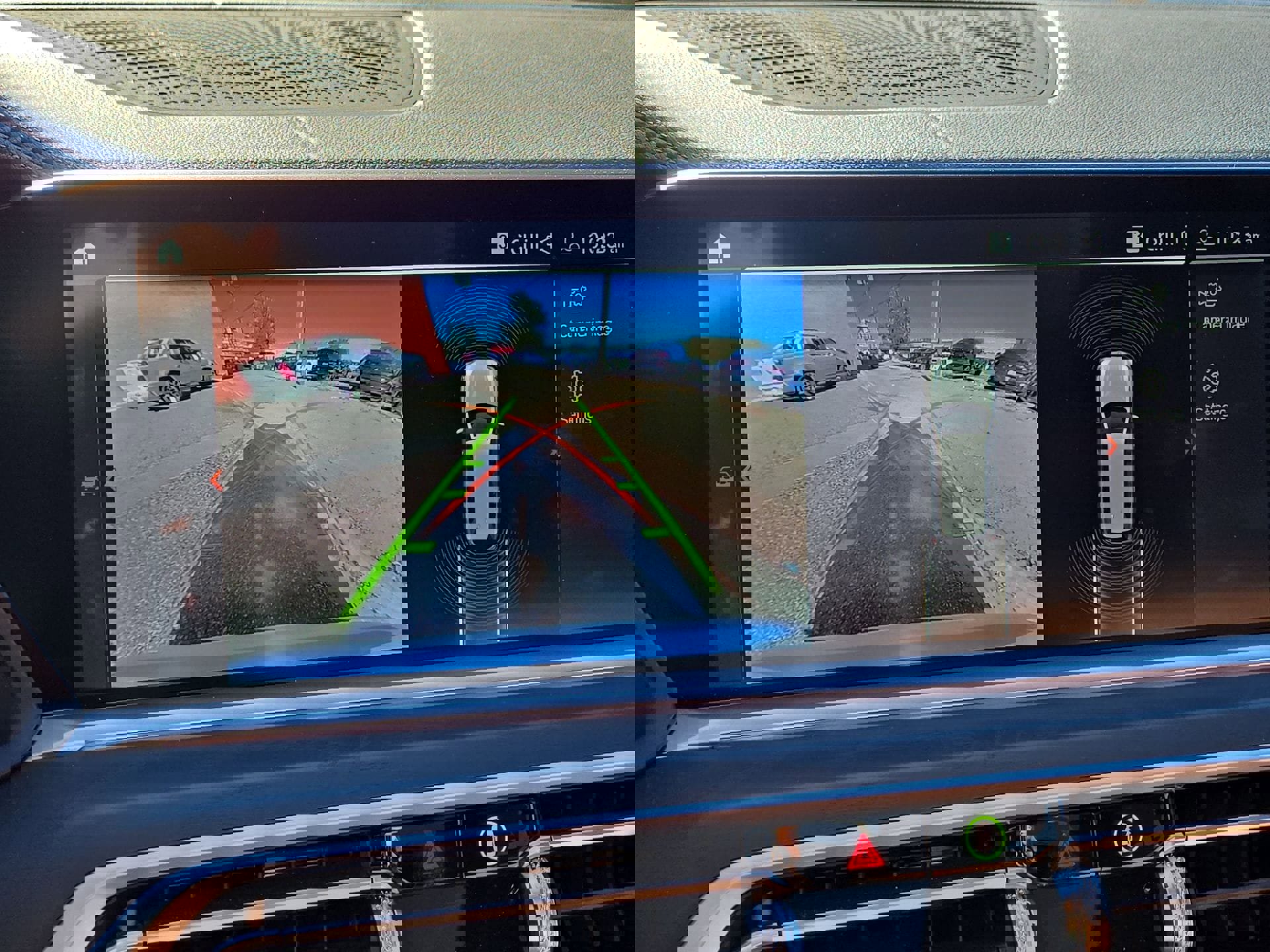 Used 2022 BMW X7 xDrive40i w/ M Sport Package image 18