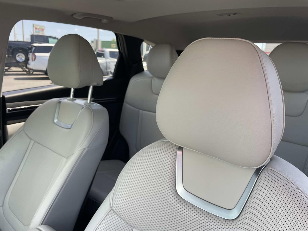 Certified 2022 Hyundai Tucson SEL w/ Convenience + Premium Package AWD/4WD image 25