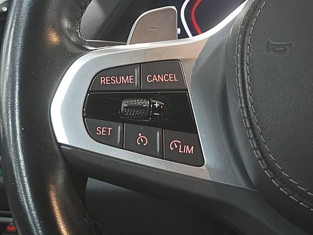 Certified 2022 BMW X6 xDrive40i w/ M Sport Package AWD/4WD image 13