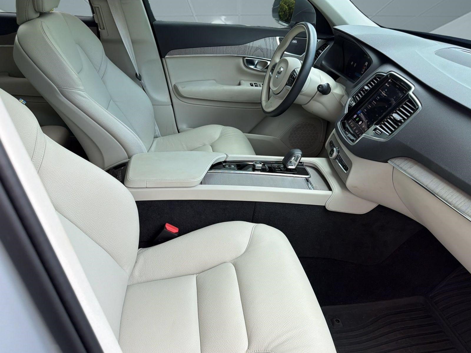 Certified 2024 Volvo XC90 T8 Plus w/ Protection Package Premier AWD/4WD image 23