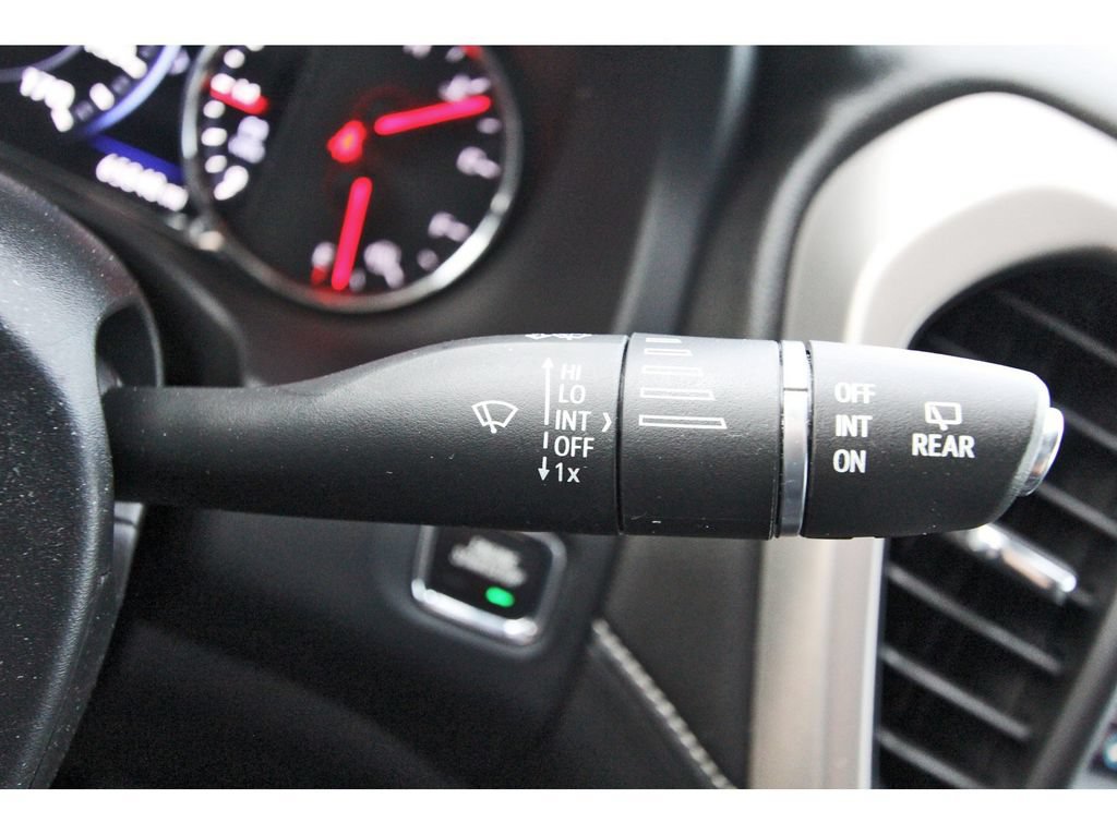 Used 2020 GMC Acadia Denali w/ Technology Package FWD image 18