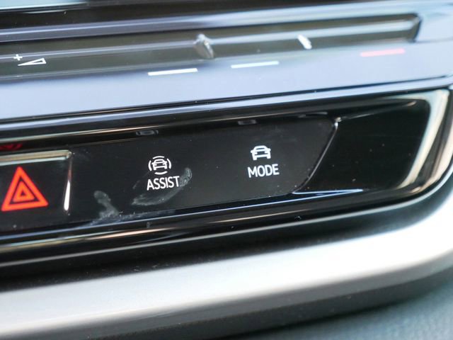 Used 2023 Volkswagen ID.4 Pro S Plus image 32