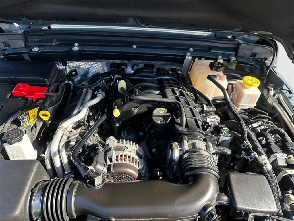 Certified 2024 Jeep Gladiator Mojave w/ Convenience Group image 12