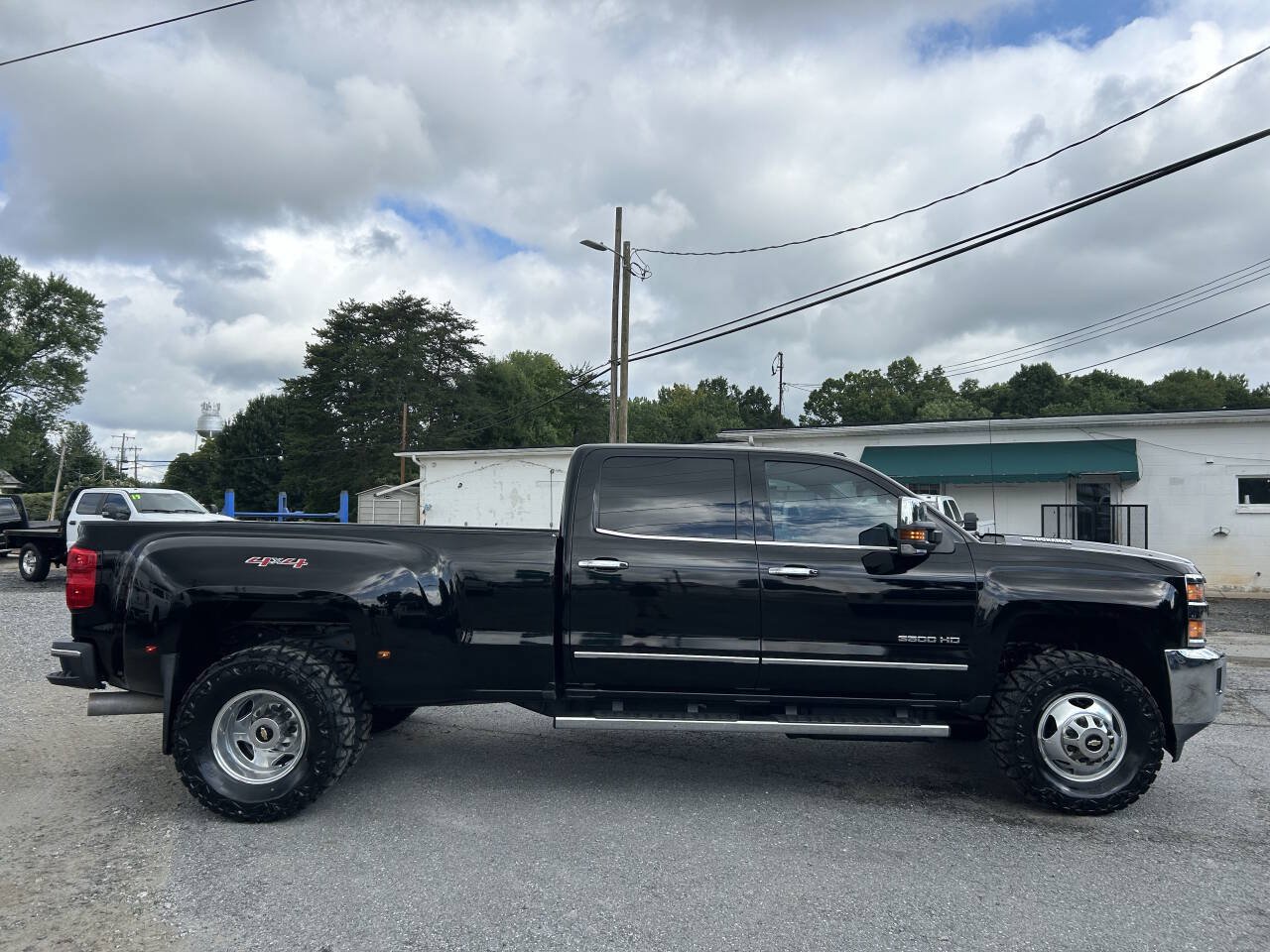 Used 2016 Chevrolet Silverado 3500 LTZ w/ Duramax Plus Package AWD/4WD image 5