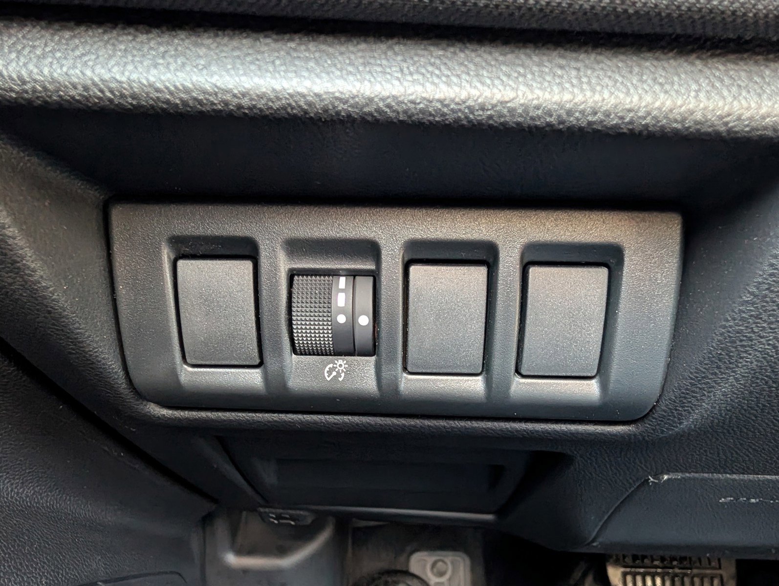 Certified 2025 Subaru Outback image 31