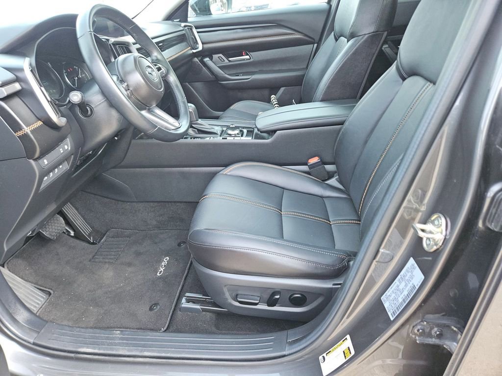 Used 2025 MAZDA CX-50 AWD 2.5 Hybrid w/ Premium Pkg image 11