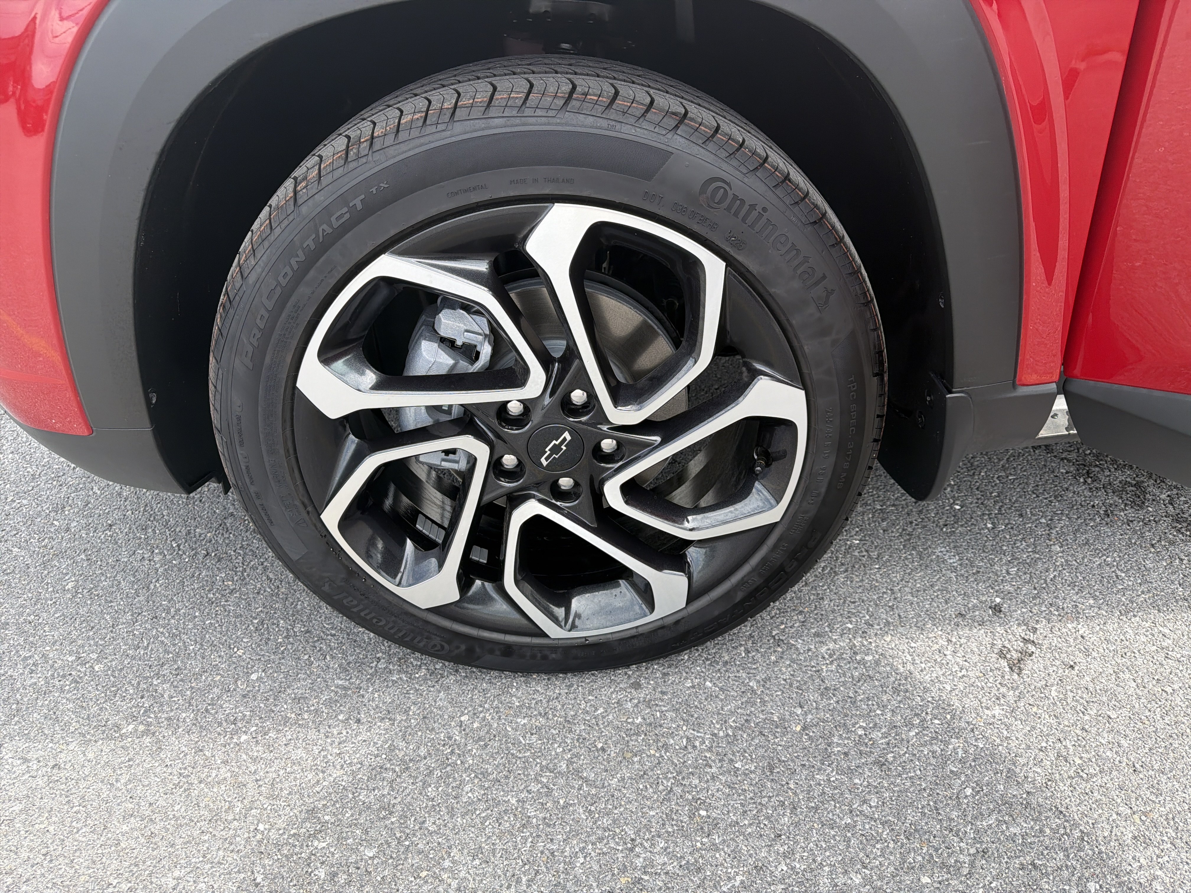 New 2026 Chevrolet Trax RS w/ Driver Confidence Package FWD image 16