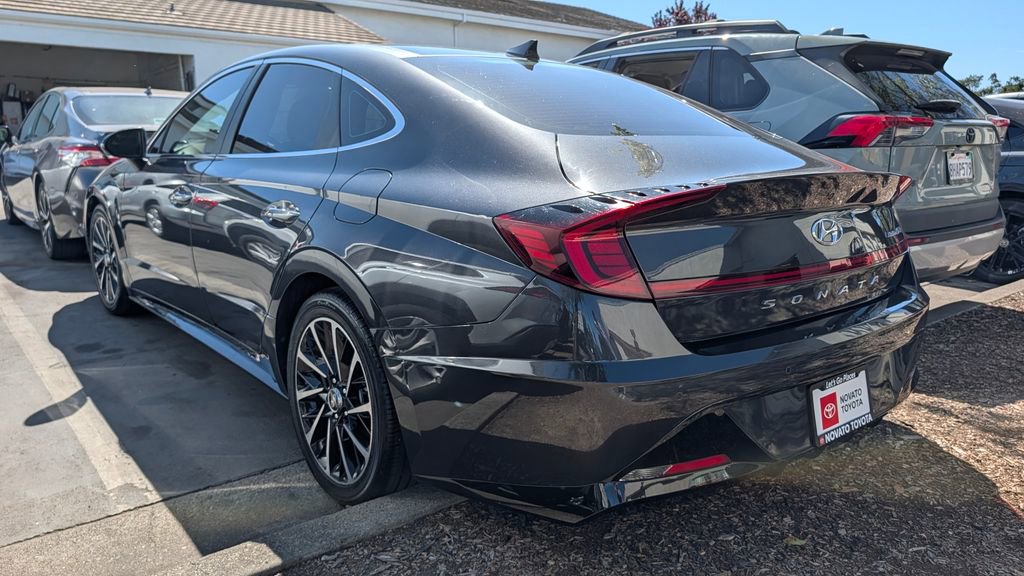 Used 2021 Hyundai Sonata Limited FWD image 2