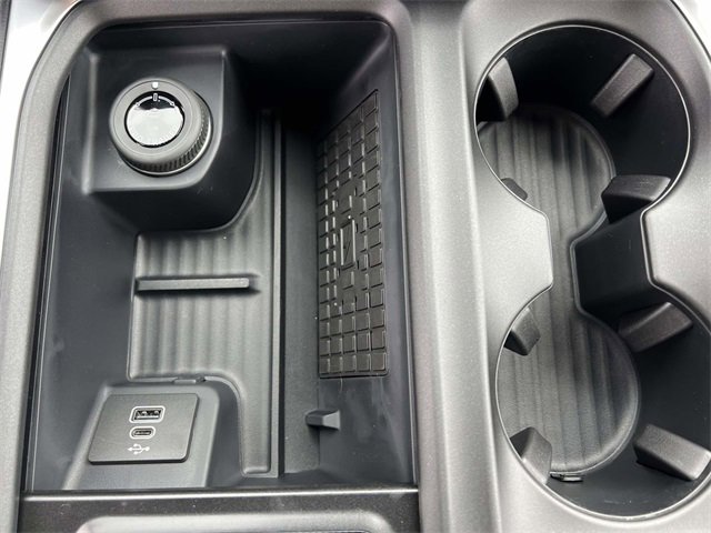 New 2025 Ford Expedition Tremor image 25