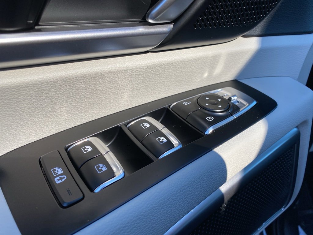 New 2025 Kia Telluride S image 12