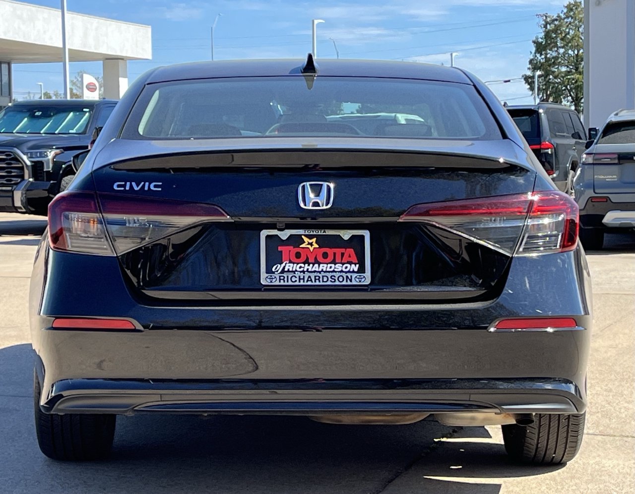 Used 2025 Honda Civic LX image 5